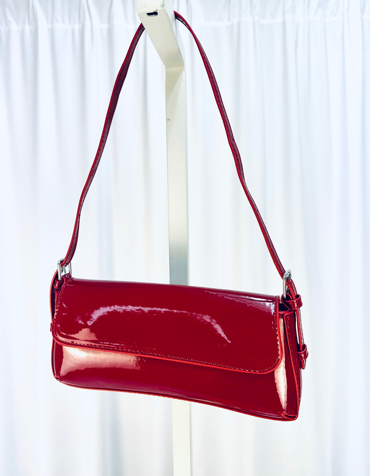 Scarlet Shoulder Purse